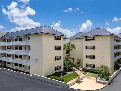 101 N Grandview St APT 212, Mount Dora, FL, 32757