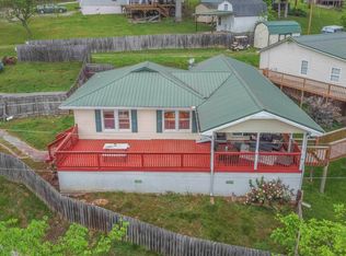 564 Flat Hollow Marina Rd, Speedwell, TN 37870