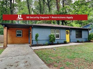 1020 Valley View Rd SE, Atlanta, GA 30315