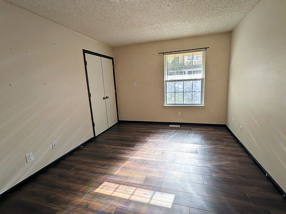 5th image of 14231 E Dickinson Dr Unit D