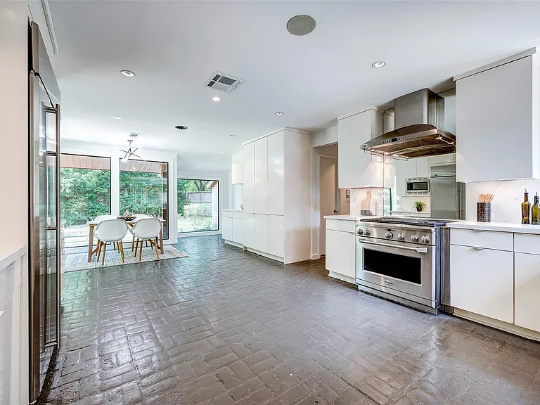 15 Saddlebrook Ln — Photo 11