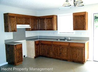 722 Murphy St, Stanley, NC 28164