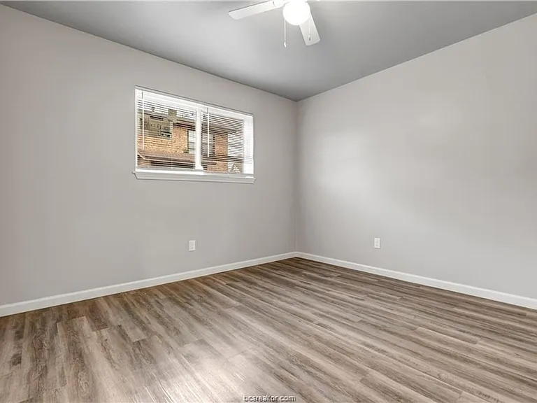 802 Navidad St #D — Photo 11