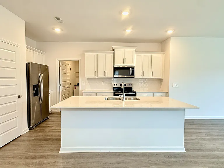 8259 Huspa Ave — Photo 5
