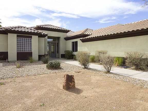 2nd image of 208 Palmer Ln