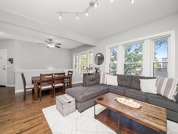 2nd image of 2918 W Berteau Ave #1