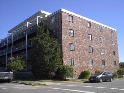 44 Lexington Ave APT 38, Gloucester, MA, 01930