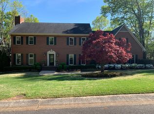 4923 Spring Rock Rd, Mountain Brook, AL 35223