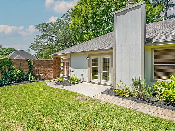 3rd image of 3406 Cape Forest Dr