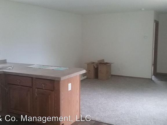 2nd image of 220 Omland Ave N