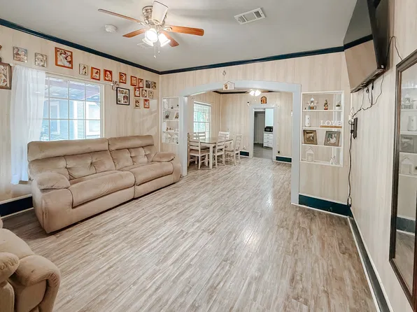 401 S 30th St, Corsicana, TX 75110