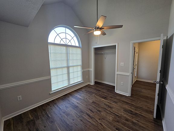 5th image of 639 Lory Ln
