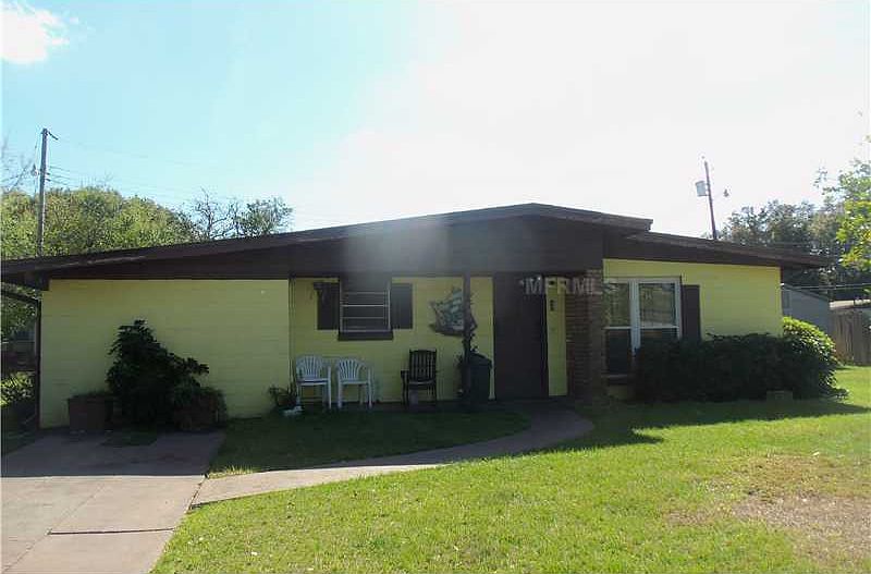 2nd image of 2910 Park Ct