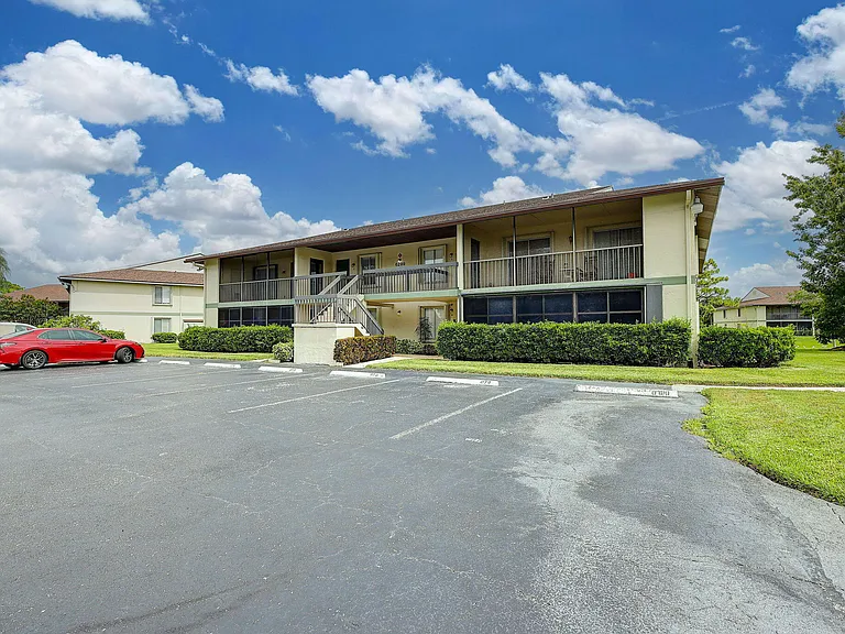 6299 Chasewood Dr #G — Photo 31