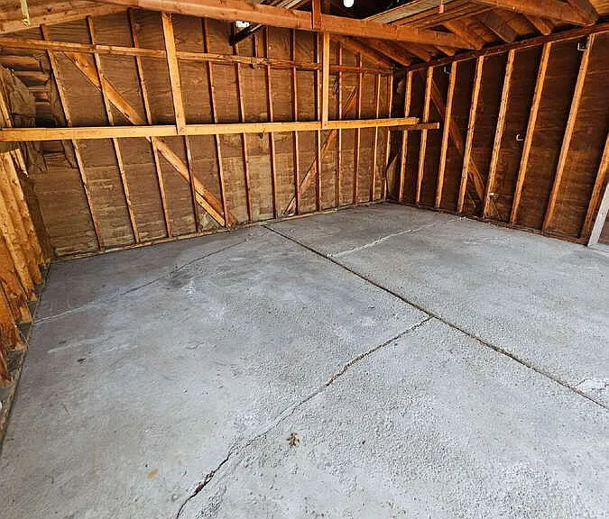28555 Little Mack Ave — Photo 23