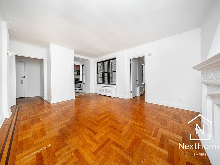14432 35th Ave #C25 — Photo 8