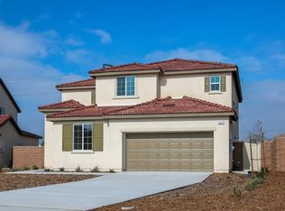 1077 Peach Grv, Riverside, CA 92501