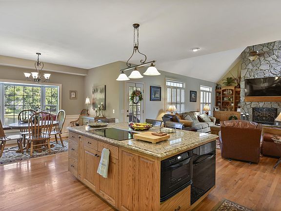 4th image of 569 Newberry Shores Dr
