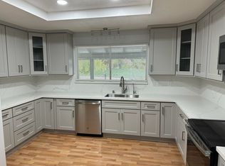 11040 Eastbrook Ave, Los Altos, CA 94024