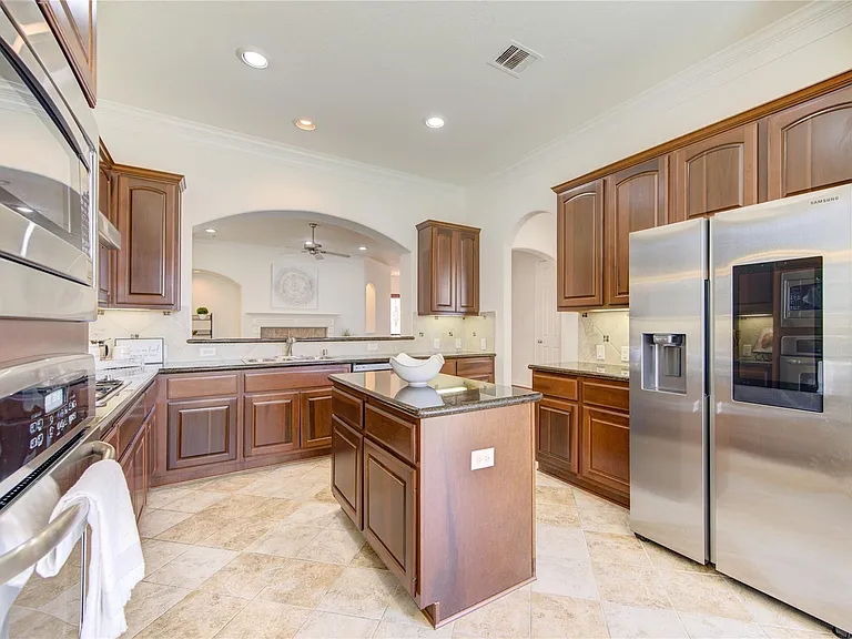 14467 Basalt Ln — Photo 4