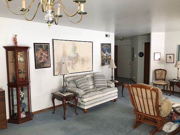 3rd image of 872 Quin Ct #1610-7