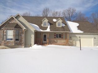 14083 Seymour Rd, Montrose, MI 48457