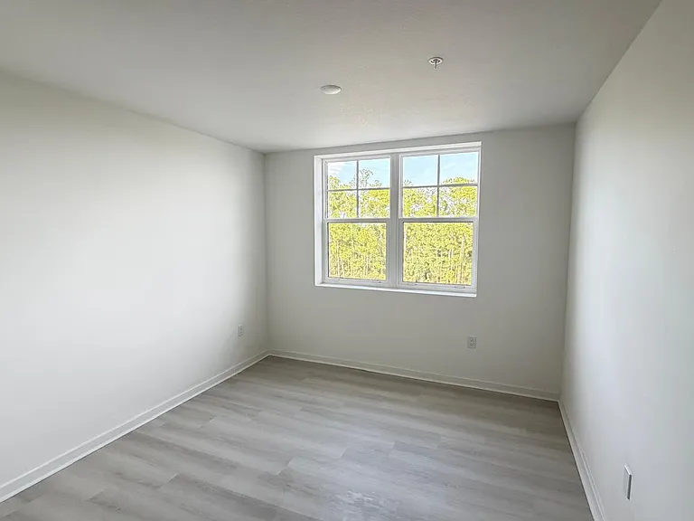 5587 Millenia Park Blvd — Photo 21
