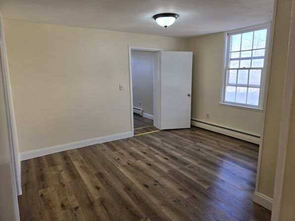 313 S Pleasant St APT 1