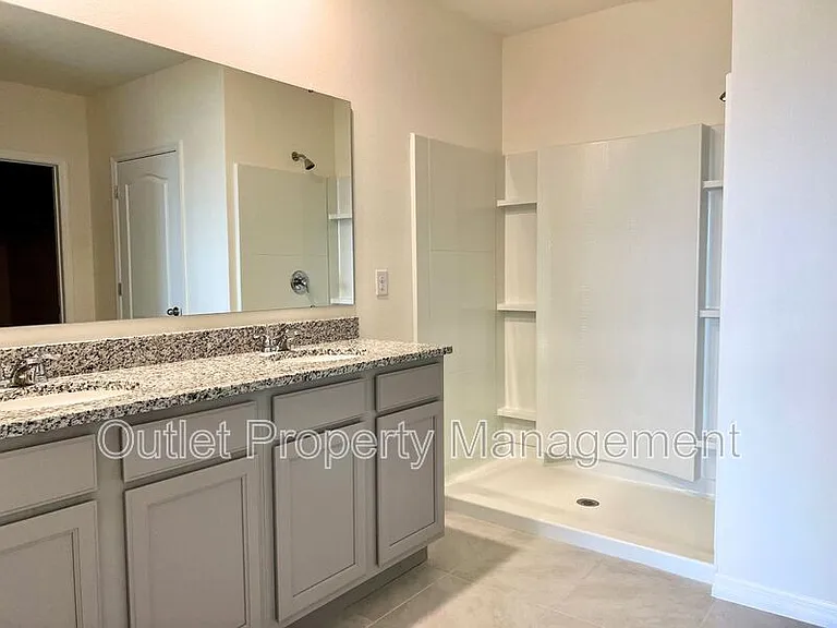 2877 Sunridge Loop — Photo 7