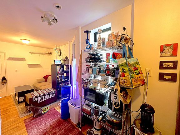 5th image of 263 E 10th St APT 3
