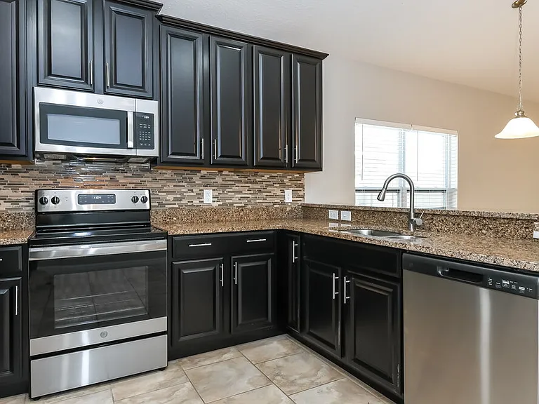 346 Vitoria Rd — Photo 7