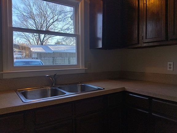 4th image of 7524 Backcorner Dr