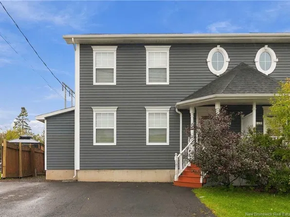 22 Myriam Cres, Moncton, NB E1A 0V5