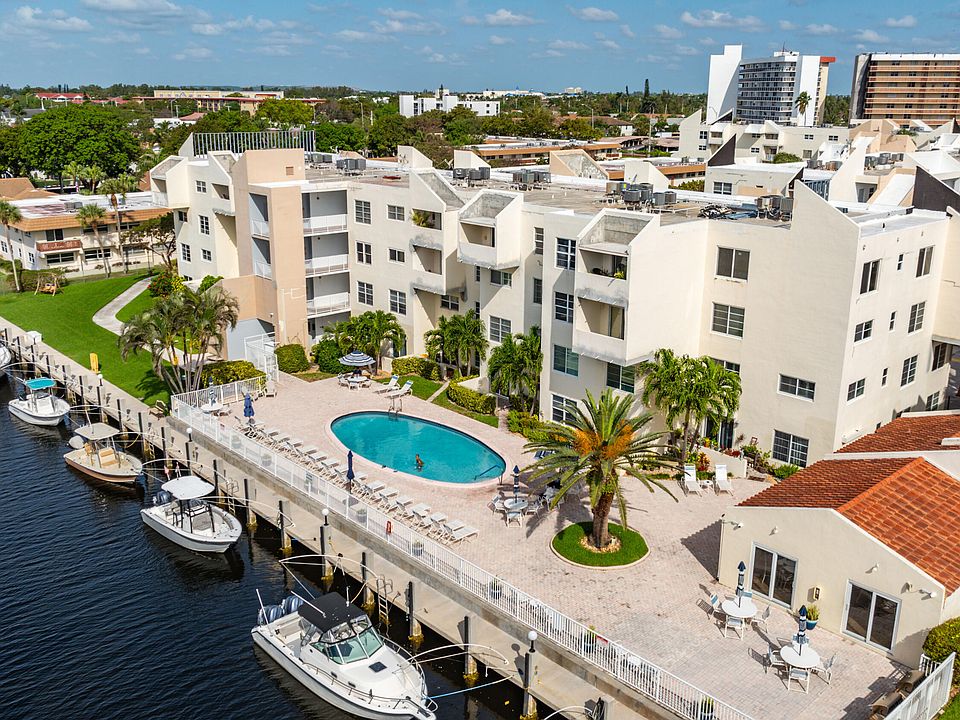 1st image of 2860 NE 14th Street Causeway #205d