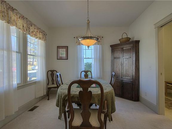 5th image of 1225 Village Way S