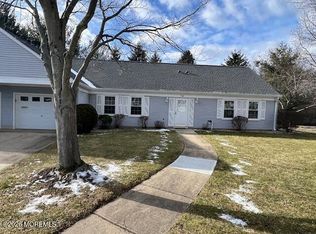 718 Victoria Ct #718A, Monroe Township, NJ 08831