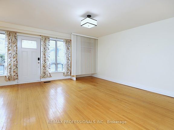 3rd image of 160 Carsbrooke Rd #20