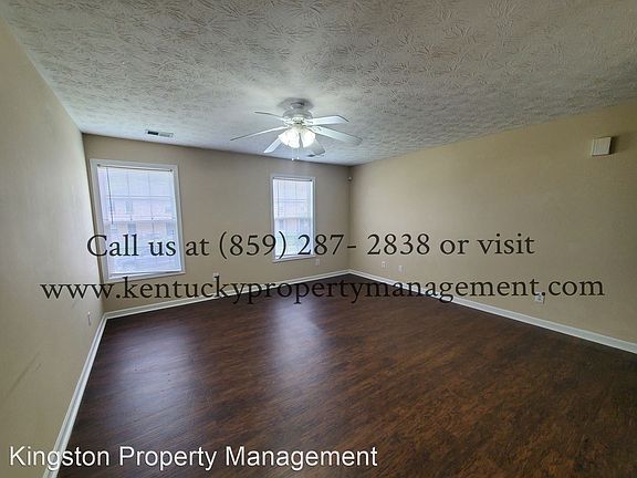3rd image of 1301 Mulberry Trce #9