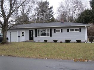 151 Victoria Dr, Utica, NY 13501