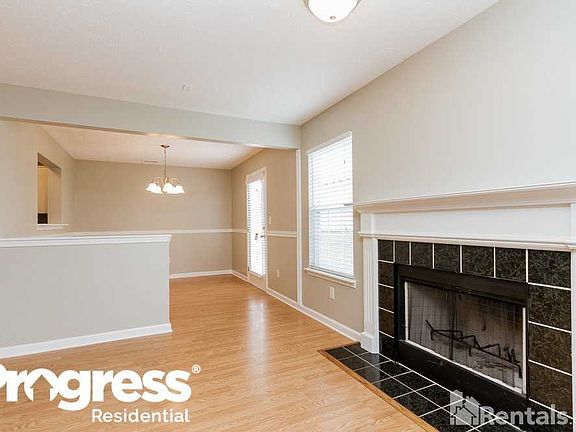 3rd image of 10458 Wintergreen Way