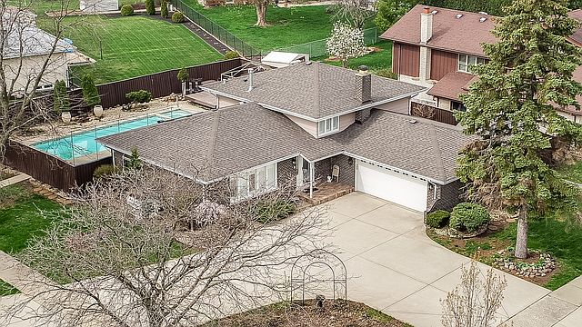 1st image of 14000 Sheri Ln