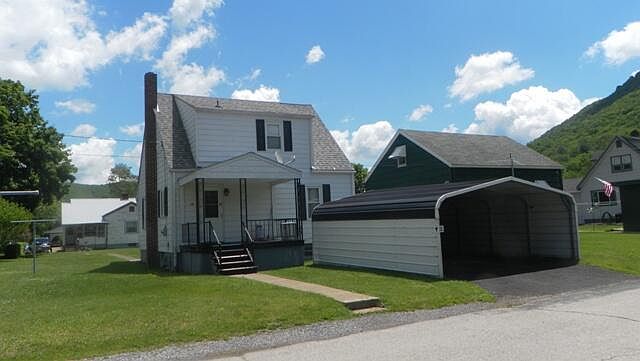 2nd image of 140 Elmwood Dr