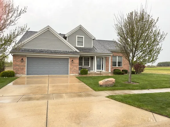 507 Deerfield Estates Rd, Oglesby, IL 61348