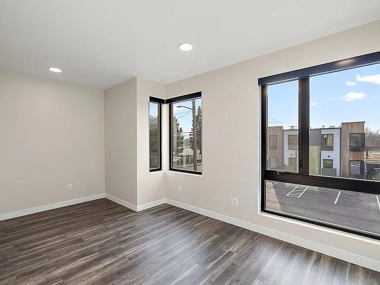 7631 E Lafayette St — Photo 14