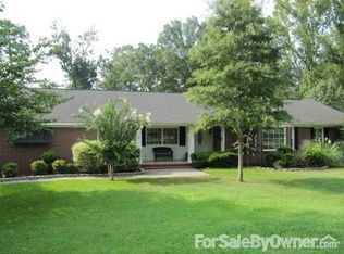 755 Winchester Cir, Macon, GA 31210