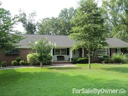 755 Winchester Cir photo 1