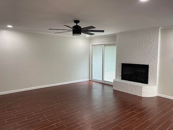 2nd image of 104 Meadowbrook St