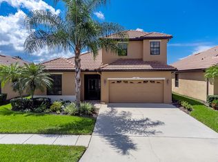 210 Silver Falls Dr, Apollo Beach, FL 33572