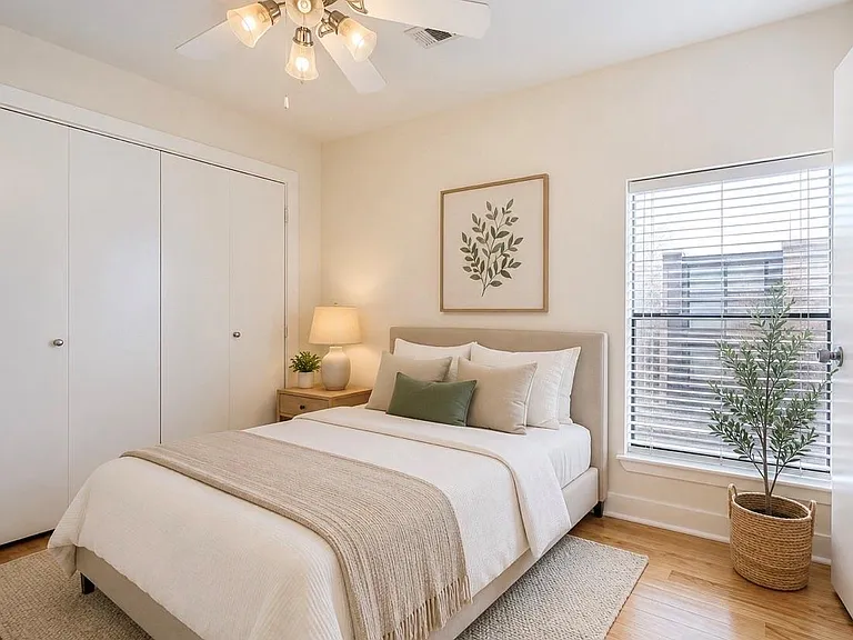 5830 Larkin St — Photo 13