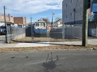 19 Lake Ave, Brooklyn, NY 11235